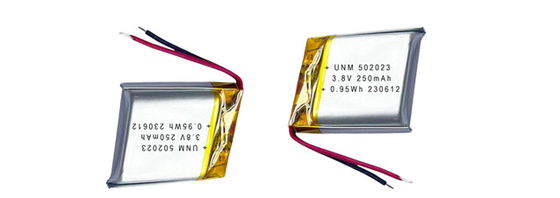 3.8V 250mAh 502023 Yüksek Voltajlı Lityum Polimer Bataryası İzleyici Yerlendirici için